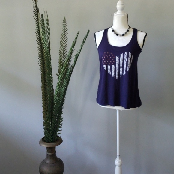 Mason + Mackenzie navy blue patriotic heart print tank - Picture 1 of 3